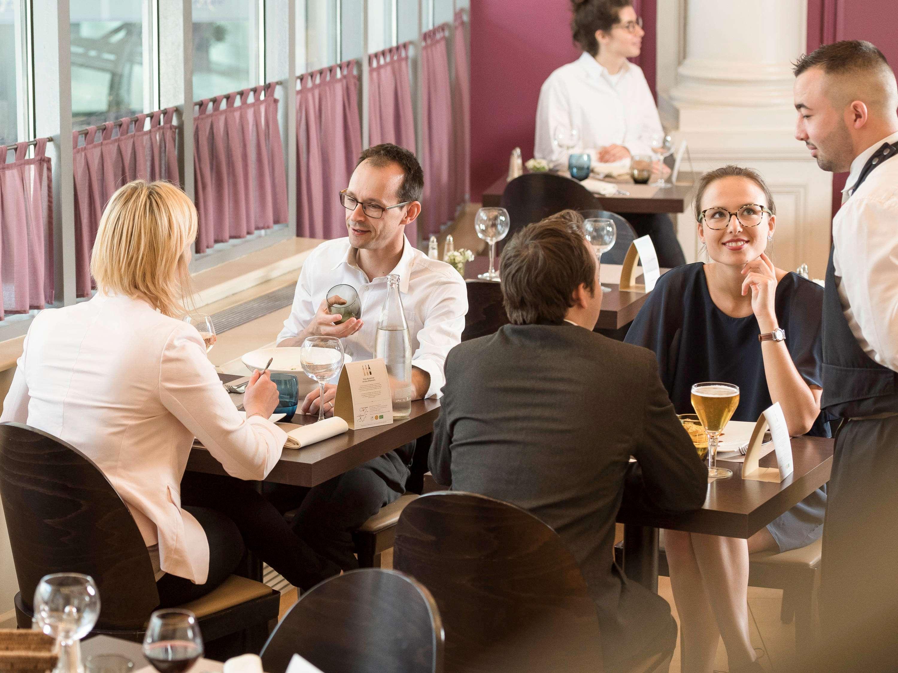 Mercure Lille Roubaix Grand Hotel Екстер'єр фото