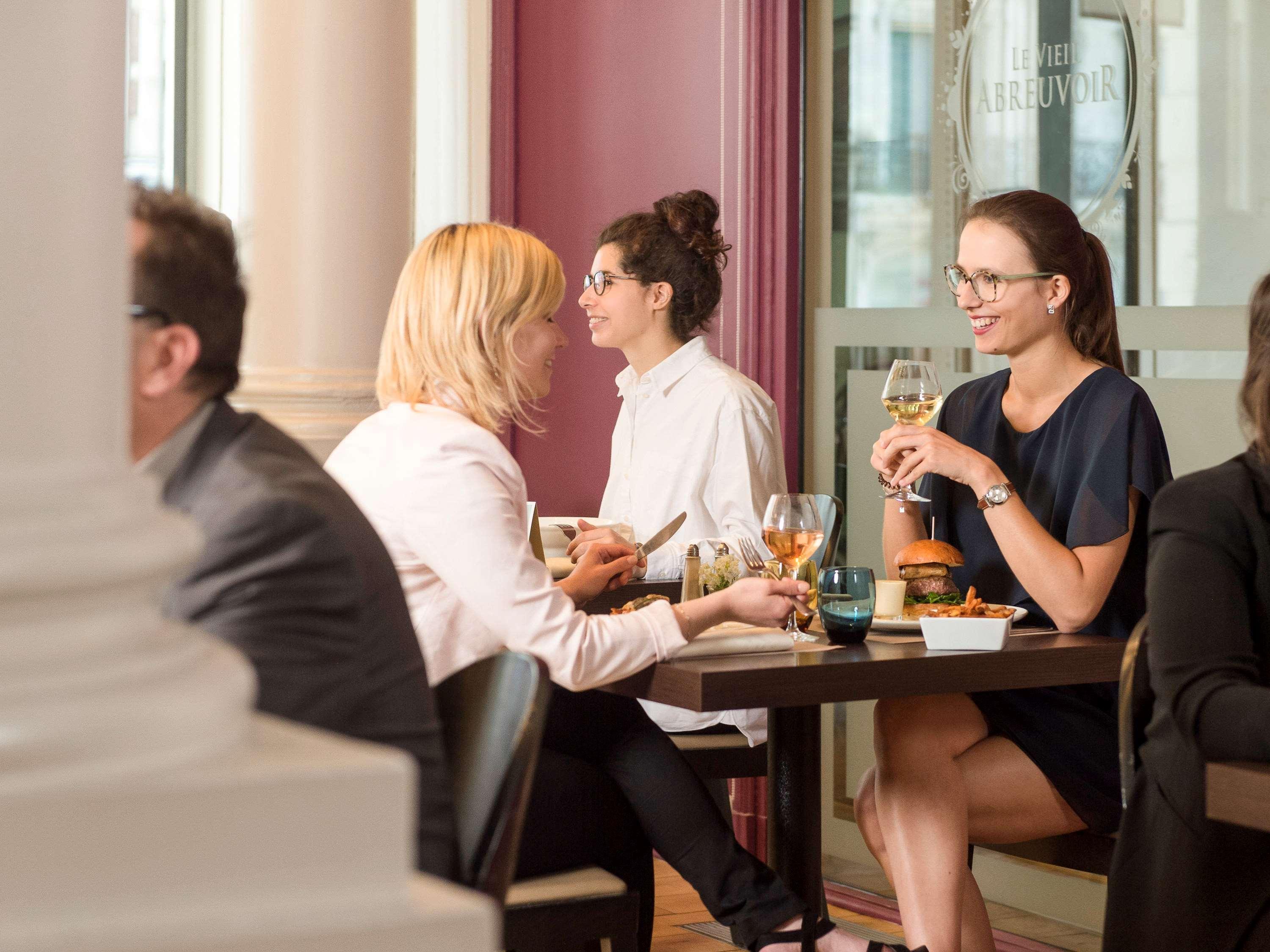 Mercure Lille Roubaix Grand Hotel Екстер'єр фото