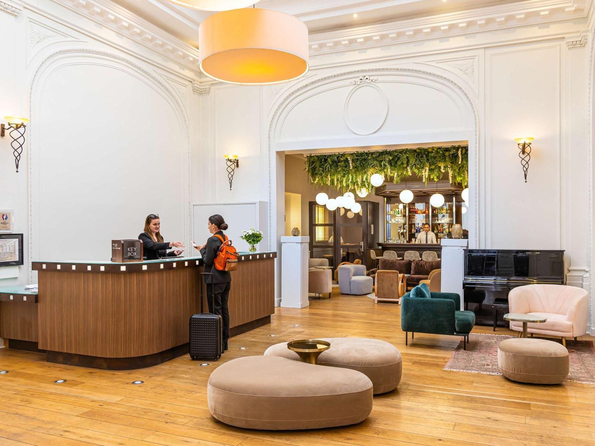 Mercure Lille Roubaix Grand Hotel Екстер'єр фото